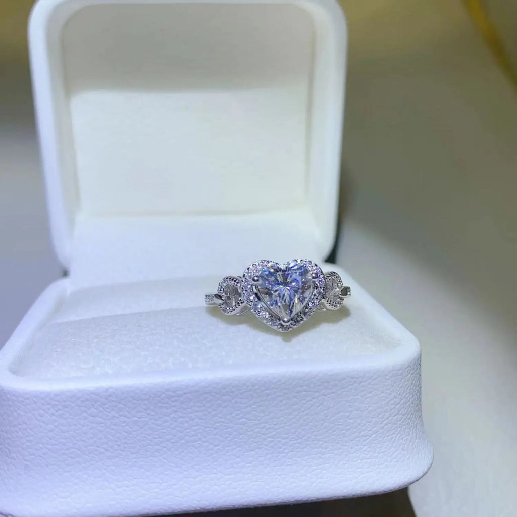 1 Carat Moissanite 925 Sterling Silver Ring - GlossiChic Collectionjewelry