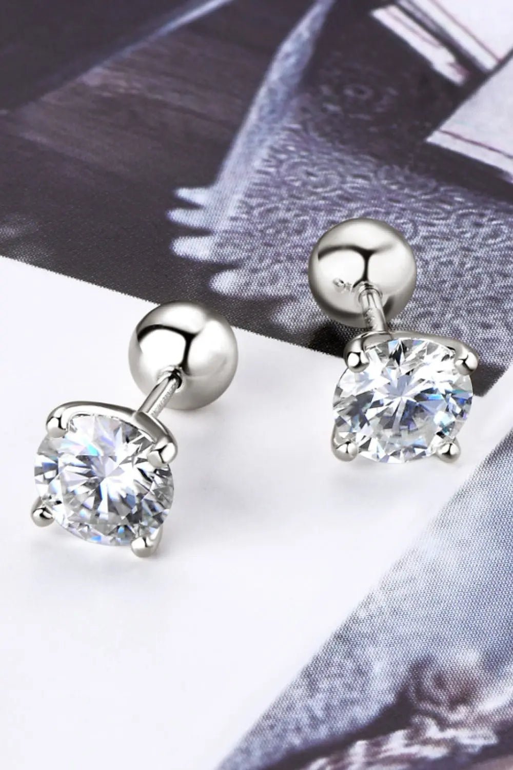2 Carat Moissanite 925 Sterling Silver Stud Earrings - GlossiChic CollectionEarrings