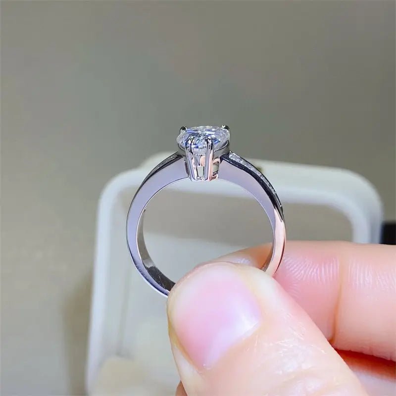 3 Carat Moissanite 925 Sterling Silver Ring - GlossiChic Collectionjewelry