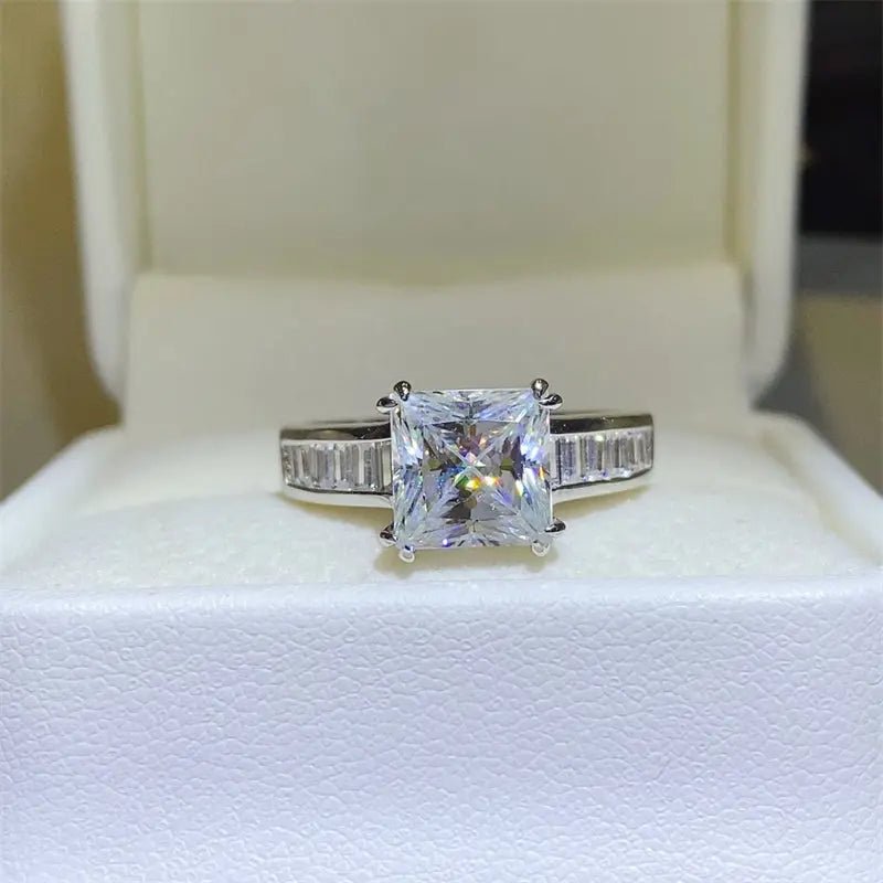 3 Carat Moissanite 925 Sterling Silver Square Shape Ring - GlossiChic Collectionjewelry