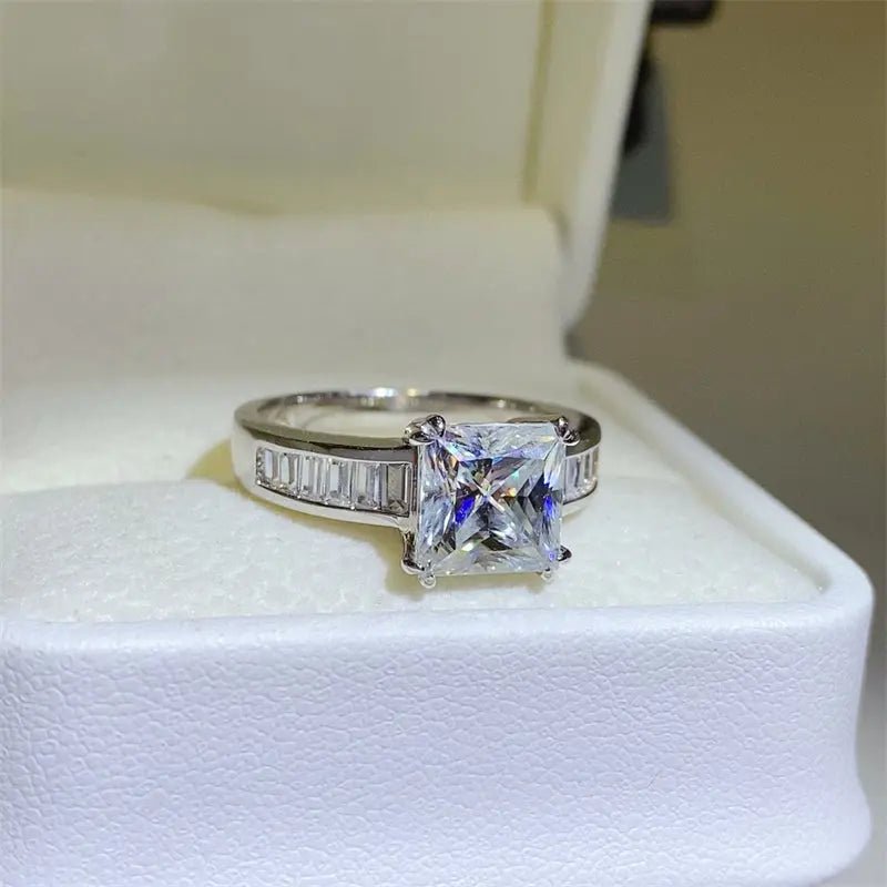 3 Carat Moissanite 925 Sterling Silver Square Shape Ring - GlossiChic Collectionjewelry