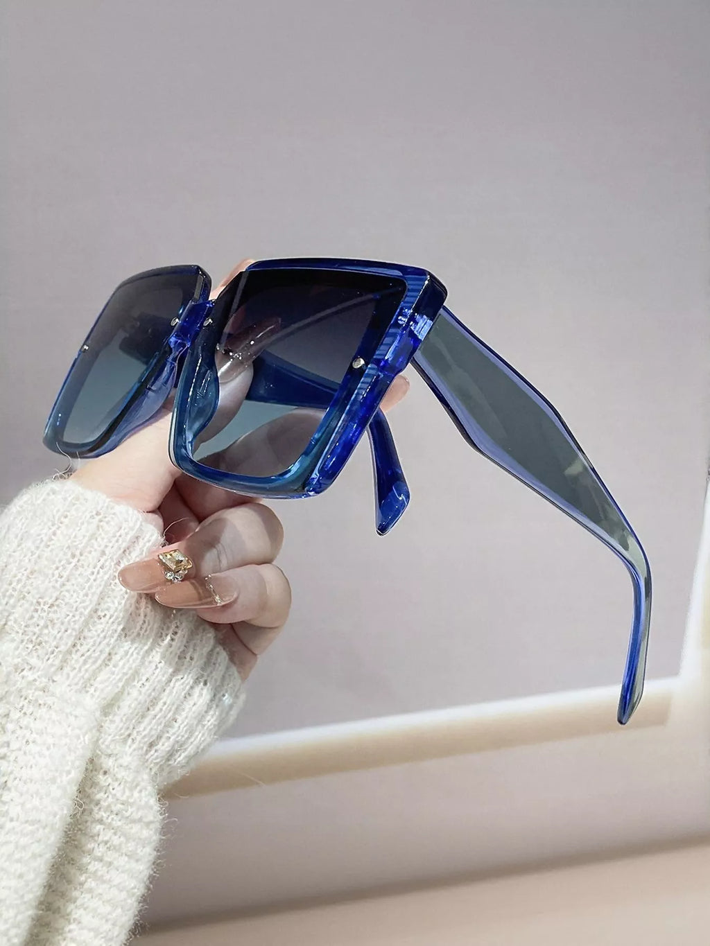 5a75b8fc-46d6-4715-99e6-1f30d09486b9-GlossiChic Collection