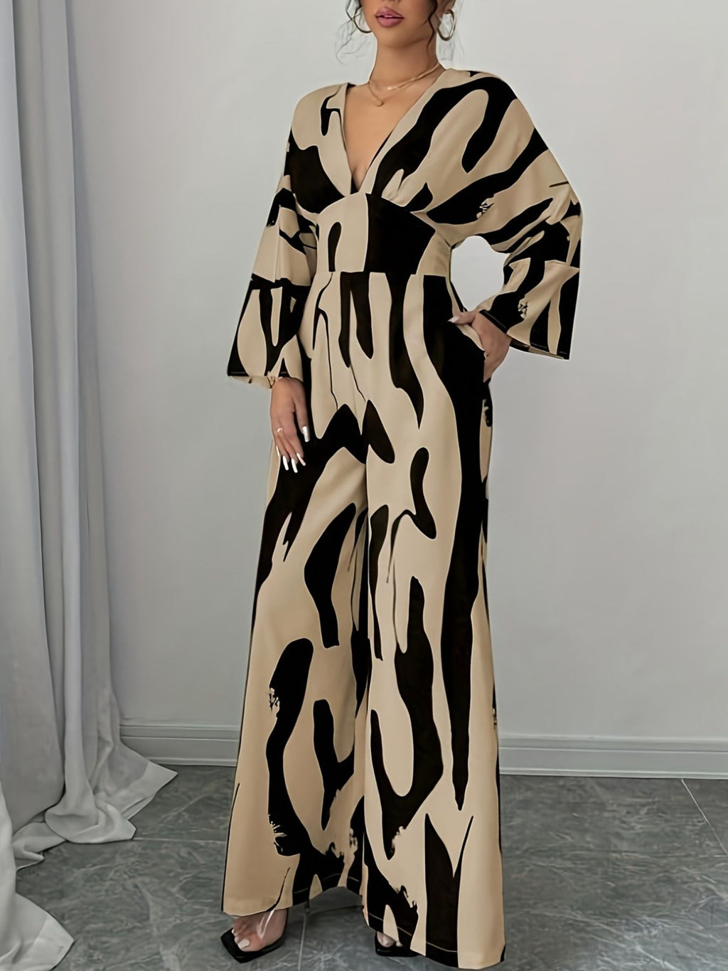 626fefe7-1168-4b4a-b0f4-8301599f47e6-GlossiChic Collection