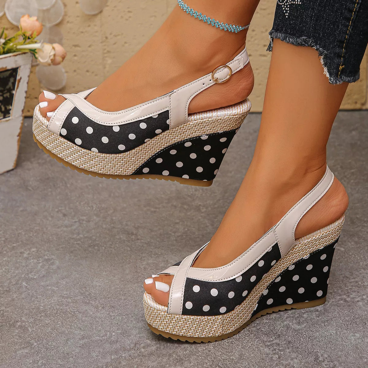 655b7b0591f04128be7413d41b6f635c-GlossiChic Collection