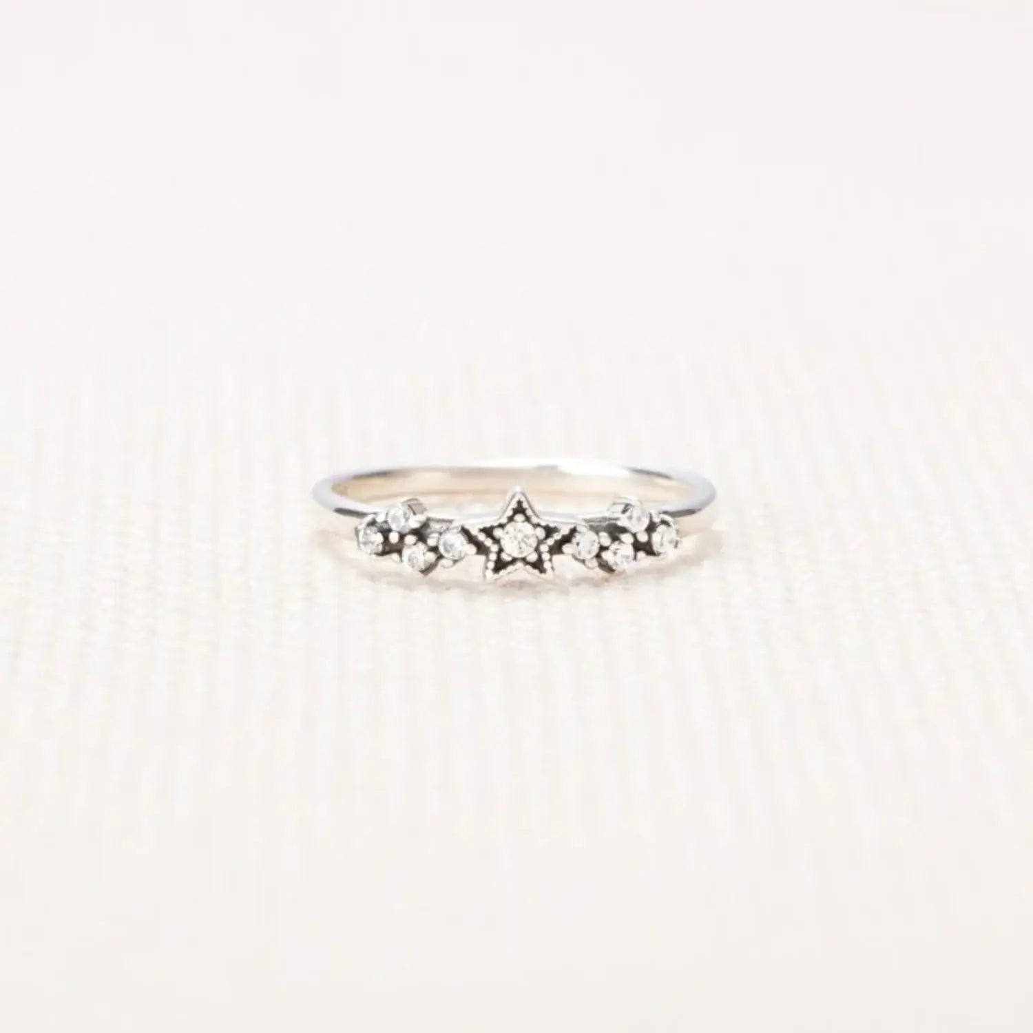 925 Sterling Silver Star Ring - GlossiChic Collection Silver / 6 GlossiChic Collection jewelry
