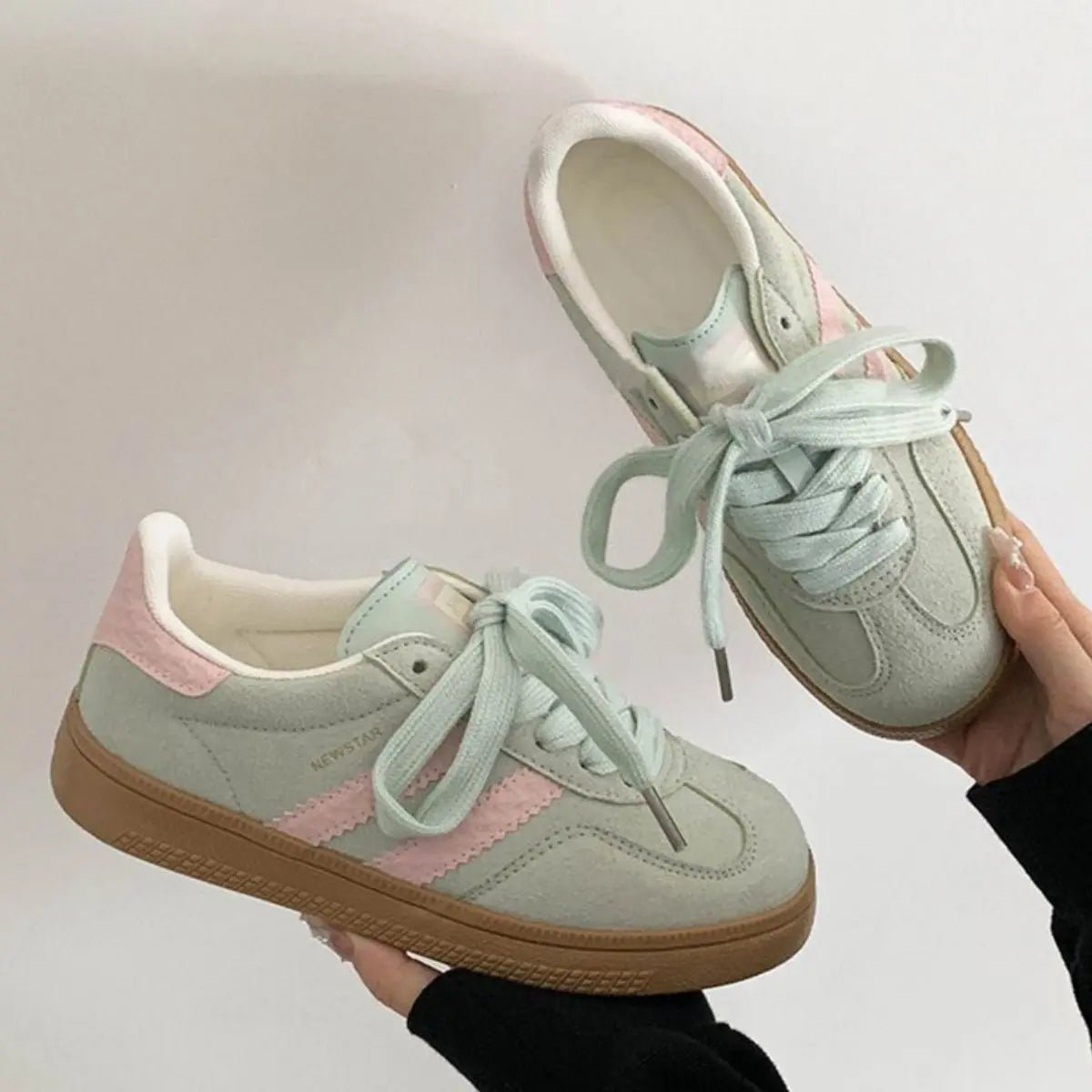 Contrast Round Toe Flat Sneakers - GlossiChic Collection Gum Leaf / 38(US7) GlossiChic Collection Shoes