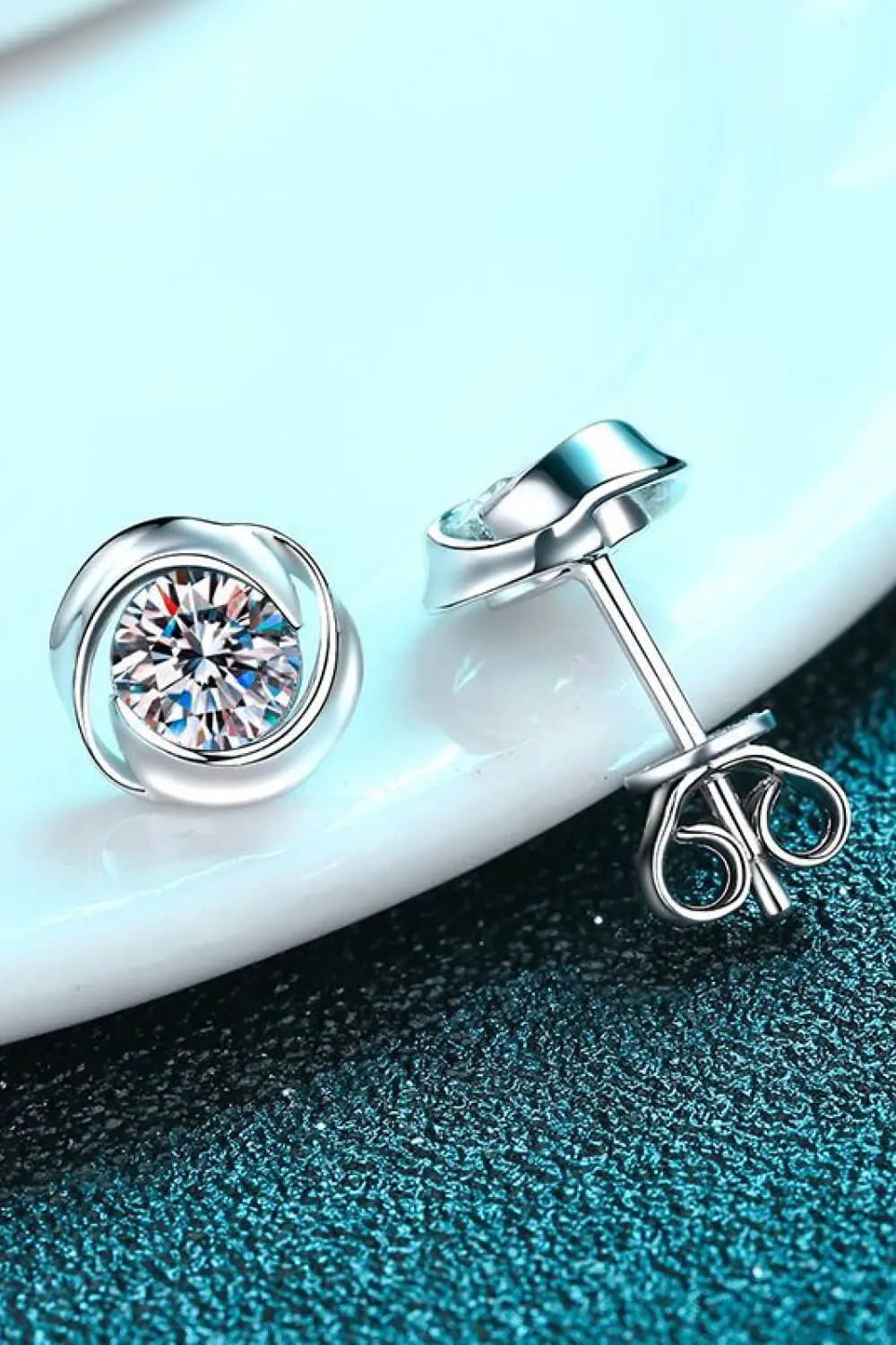Feeling Fun Moissanite Stud Earrings - GlossiChic Collectionjewelry