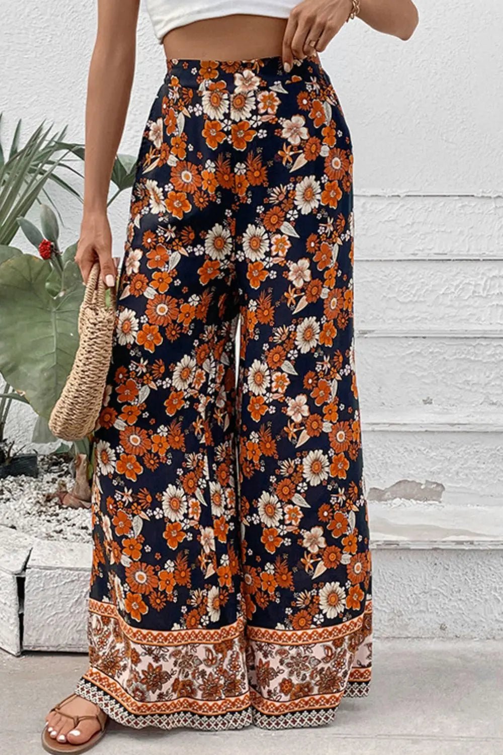 Floral Wide Leg Pants with Pockets - GlossiChic CollectionJeans, Pants, & Shorts
