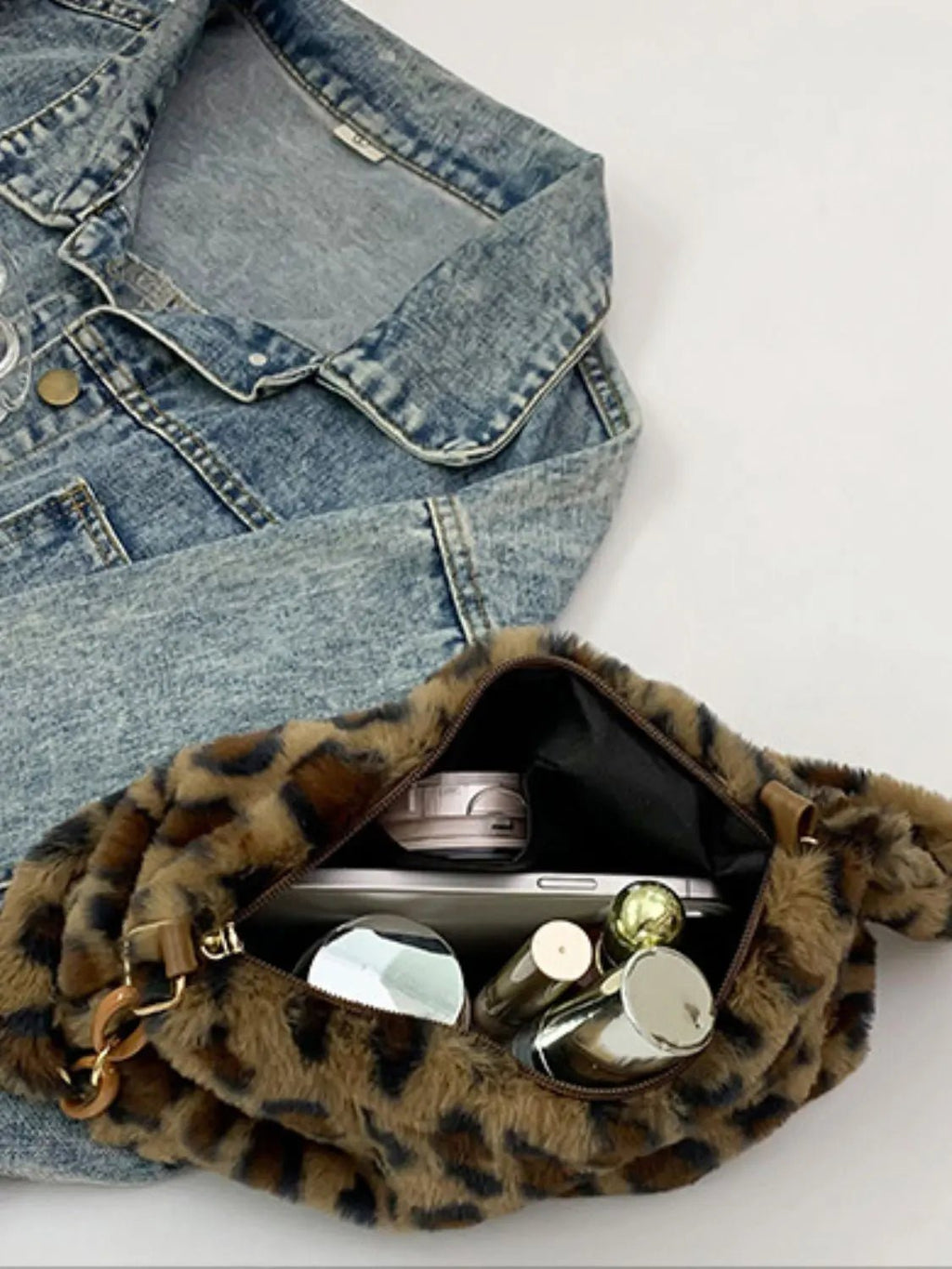 Leopard Fluff Shoulder Bag - GlossiChic Collection Caramel / One Size GlossiChic Collection handbags