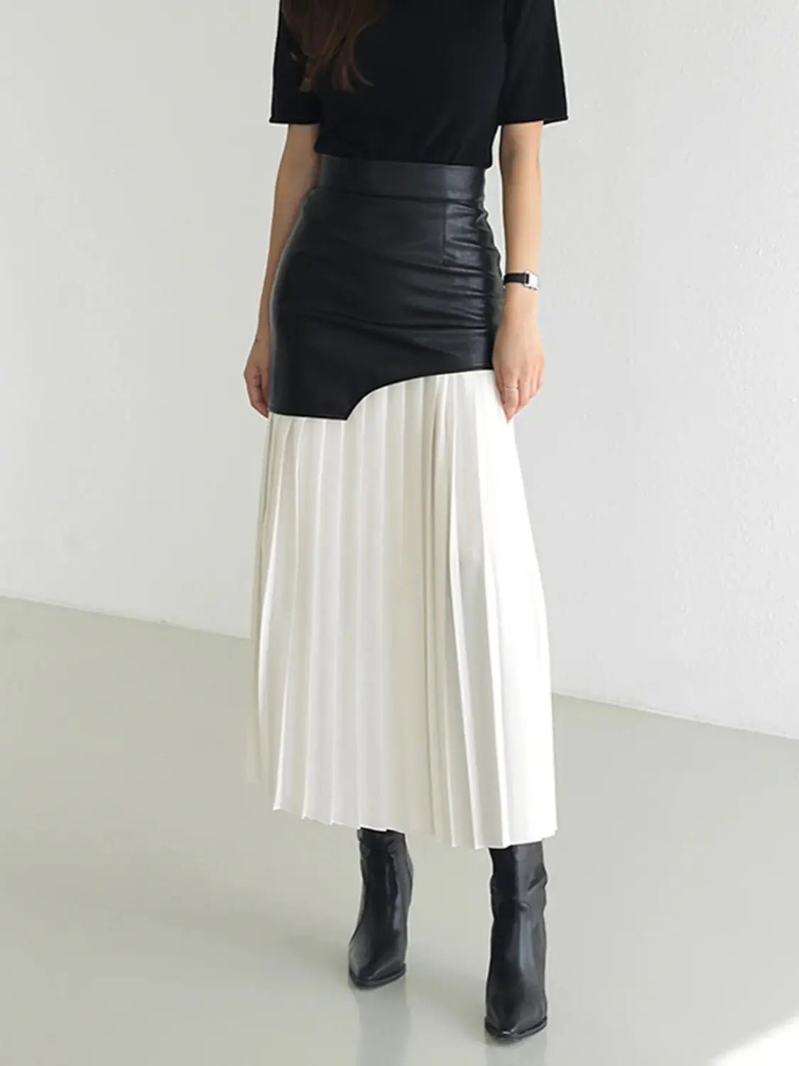 Pleated Contrast High Rise Skirt - GlossiChic Collection Black / S GlossiChic Collection Dresses