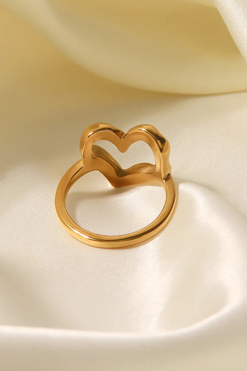18K Gold Plated Heart-Shaped Ring - GlossiChic Collection Gold / 6 GlossiChic Collection jewelry