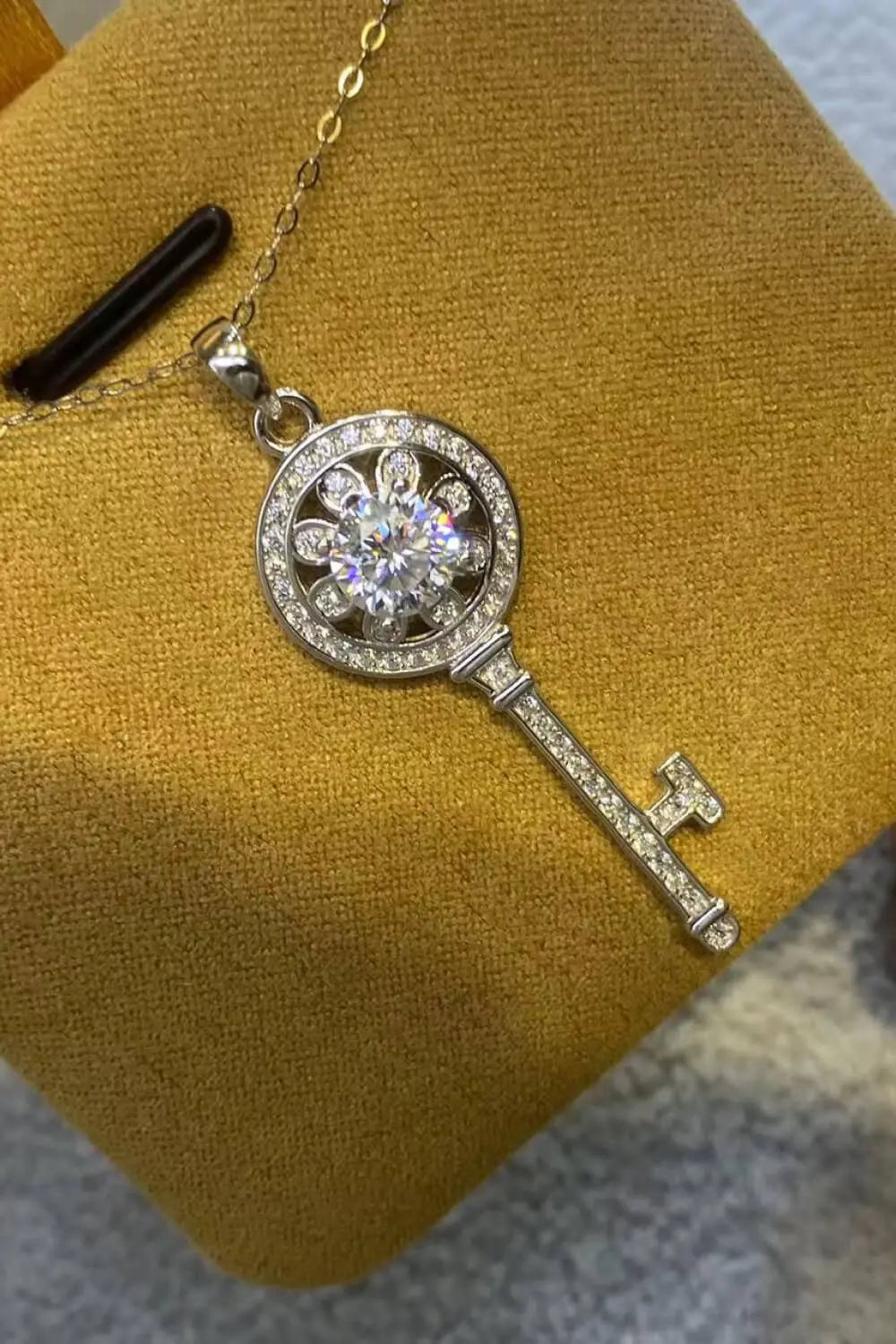 1 Carat Moissanite Platinum-Plated Key Pendant Necklace - GlossiChic Collection Silver / One Size GlossiChic Collection jewelry