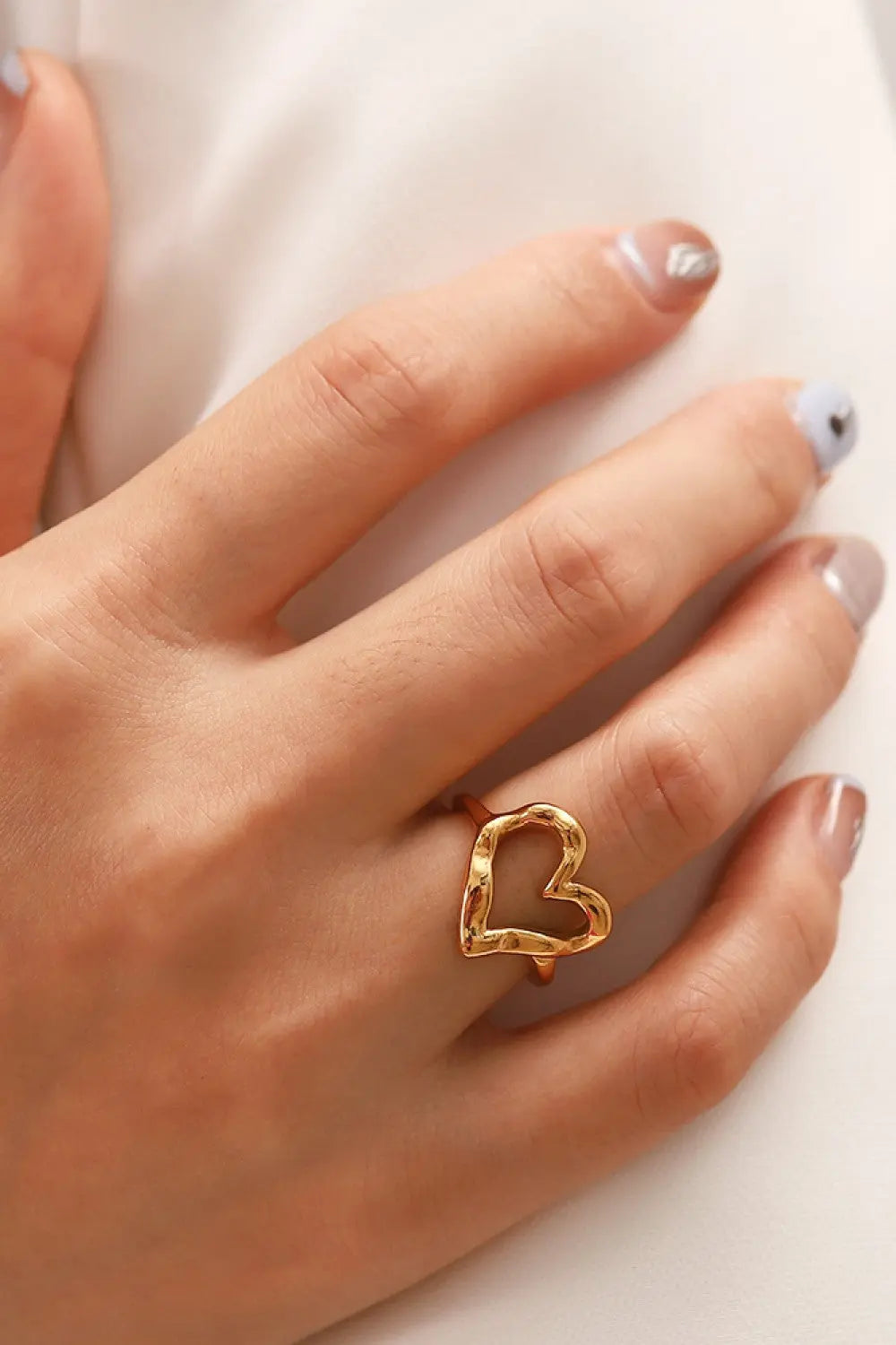 18K Gold Plated Heart-Shaped Ring - GlossiChic Collection Gold / 6 GlossiChic Collection jewelry
